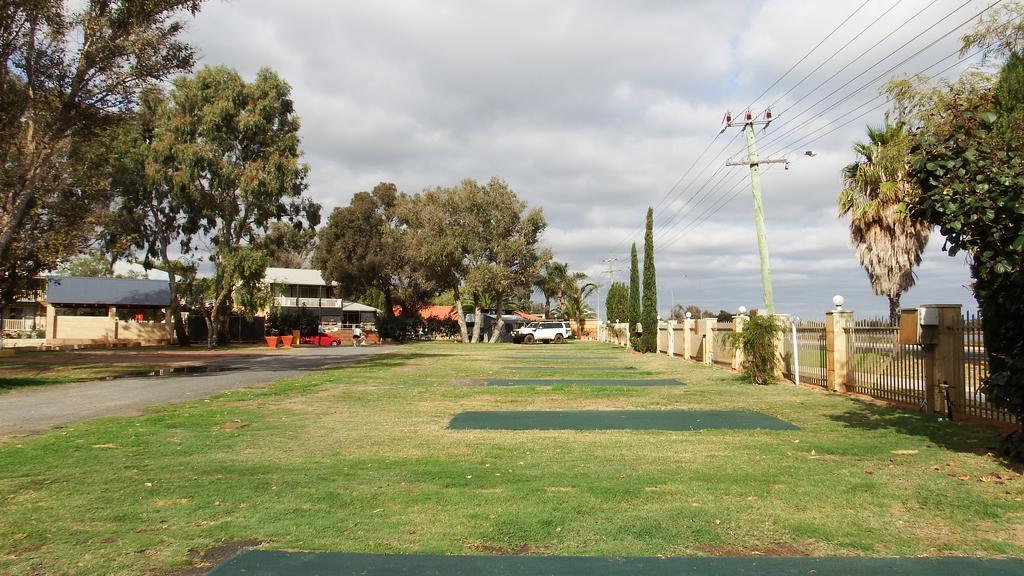 Australind Tourist Park Hotel ภายนอก รูปภาพ