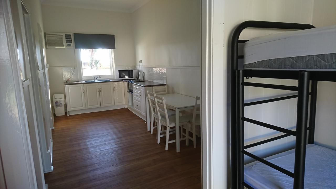 Australind Tourist Park Hotel ภายนอก รูปภาพ