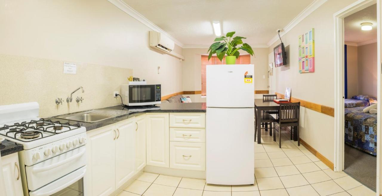 Australind Tourist Park Hotel ภายนอก รูปภาพ