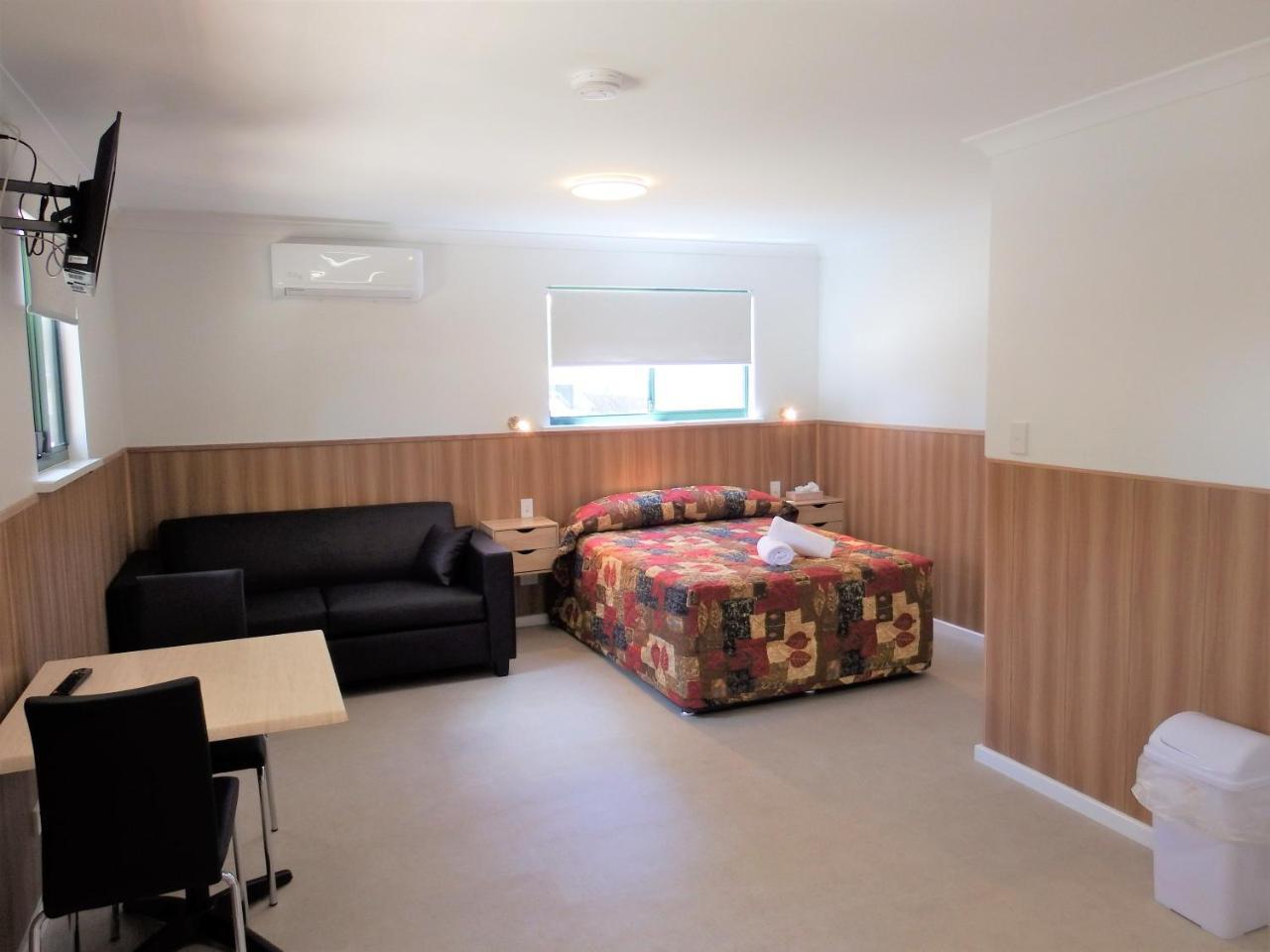 Australind Tourist Park Hotel ภายนอก รูปภาพ
